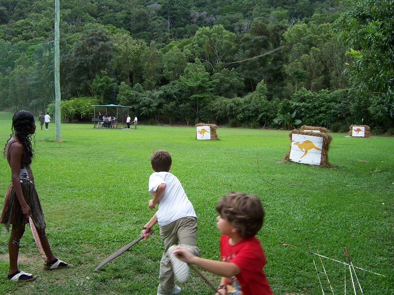 Spear throwing in Australia