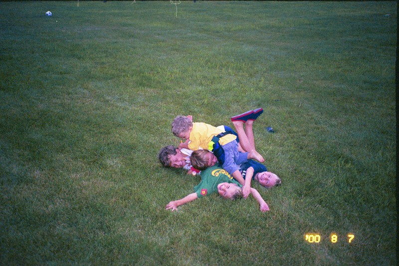 Kid pile, David Wikman on top, Jacob Wikman at the bottom