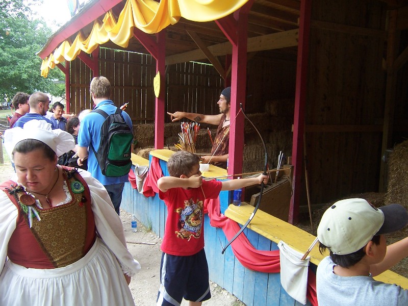 David is doing Arching at Scarborough Faire May 2006