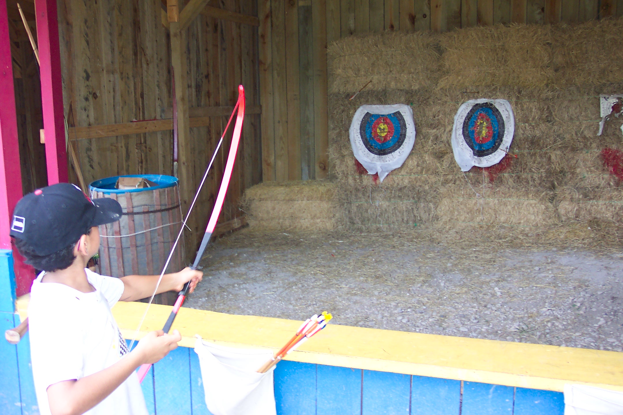 Arev Chavda doing arching at Scarborough Faire